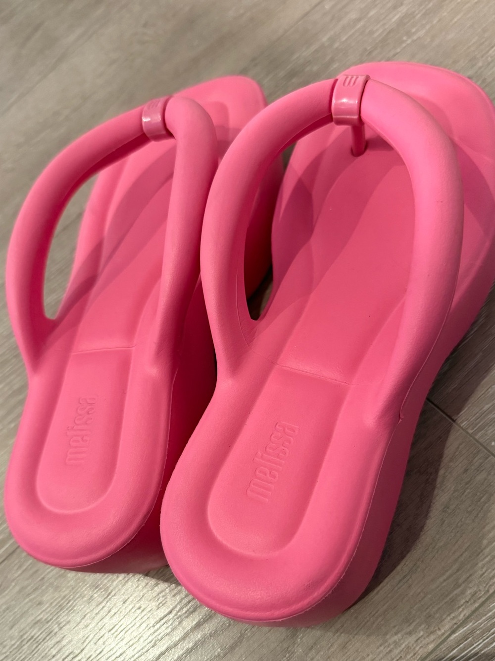Melissa air bubble platform thong sandal Sandals Pink size 8